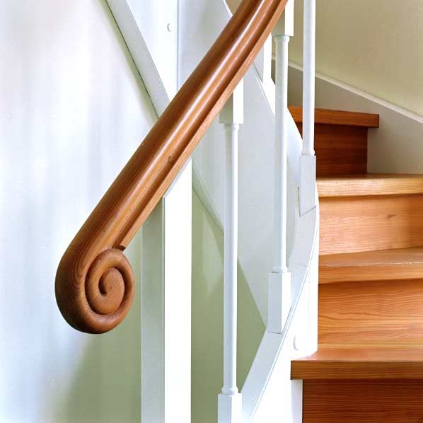 Lärchenholz-Treppe im Stil des Art Déco
